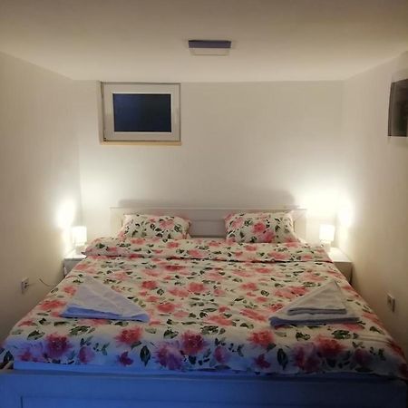 Mia Apartmani - Novoizgradjeni Objekat 上米拉诺瓦茨 外观 照片