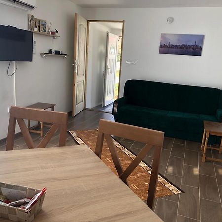 Mia Apartmani - Novoizgradjeni Objekat 上米拉诺瓦茨 外观 照片
